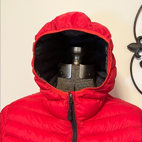 Scandinavian Explorer Down Puffer Jacket, hooded, red w/black details, size XL - Picture 3 of 12